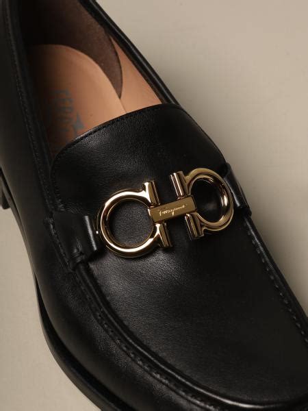 ferragamo shoes uae.